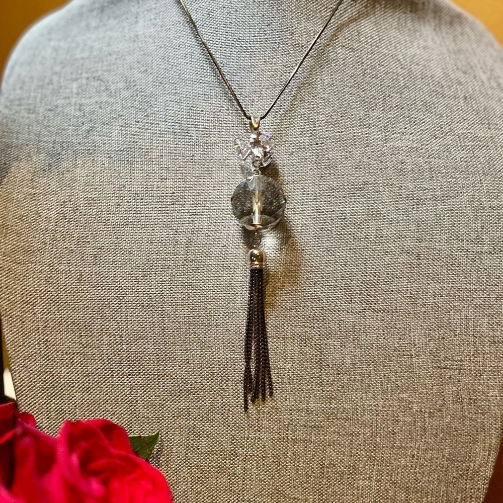 Crystal /Tassel Necklace - Picture 4 of 4
